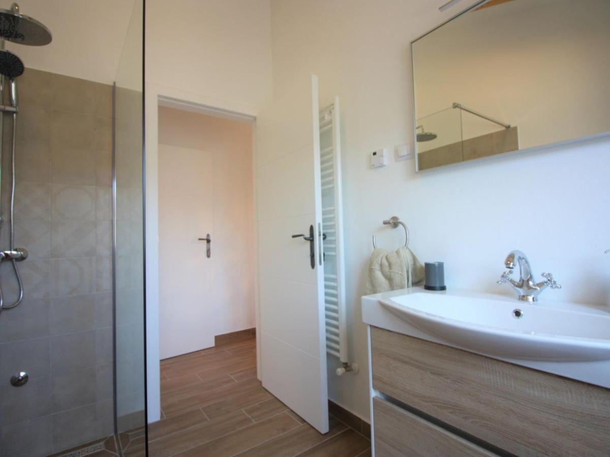 Moderne Istrische Steinvilla - 4 Sterne Mit Privatem, Beheizbaren Pool & Meerblick Kavran Eksteriør bilde